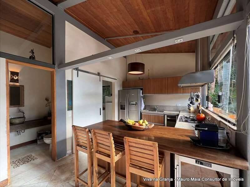 Casa à venda com 5 quartos, 382m² - Foto 13