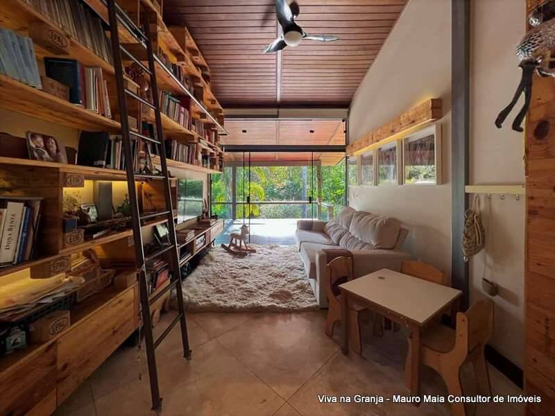 Casa à venda com 5 quartos, 382m² - Foto 23