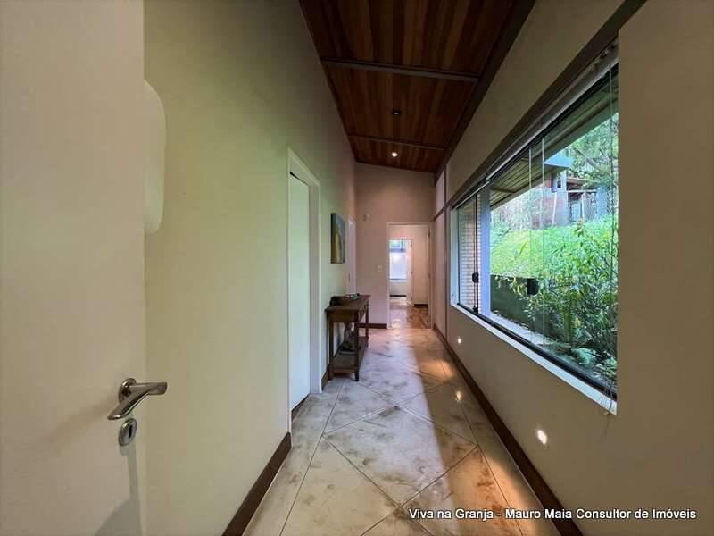 Casa à venda com 5 quartos, 382m² - Foto 26