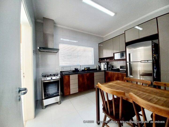 Casa à venda com 3 quartos, 181m² - Foto 15