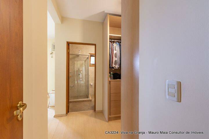 Casa à venda com 3 quartos, 218m² - Foto 20