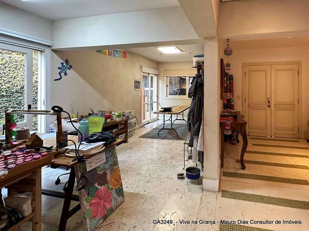 Casa à venda com 3 quartos, 308m² - Foto 5