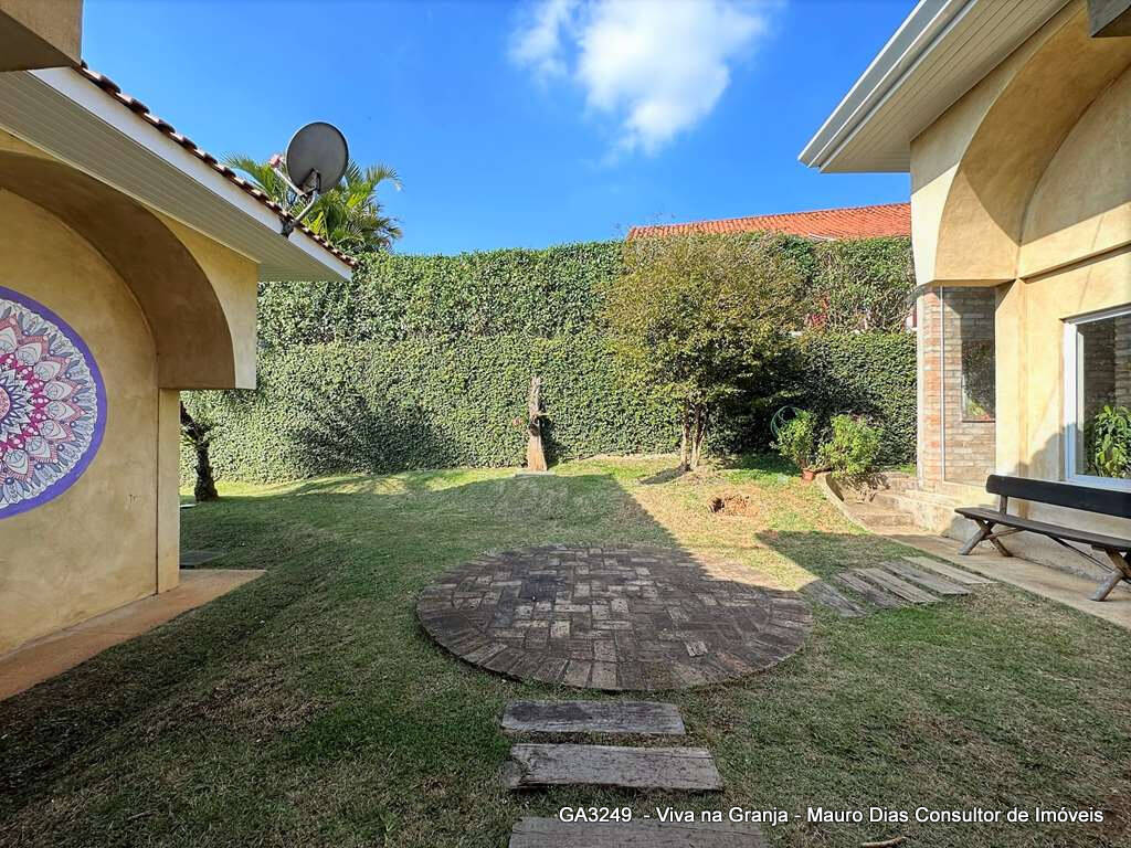 Casa à venda com 3 quartos, 308m² - Foto 26