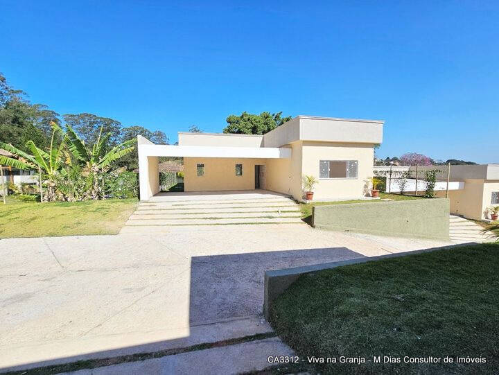 Casa de Condomínio à venda com 3 quartos, 198m² - Foto 2