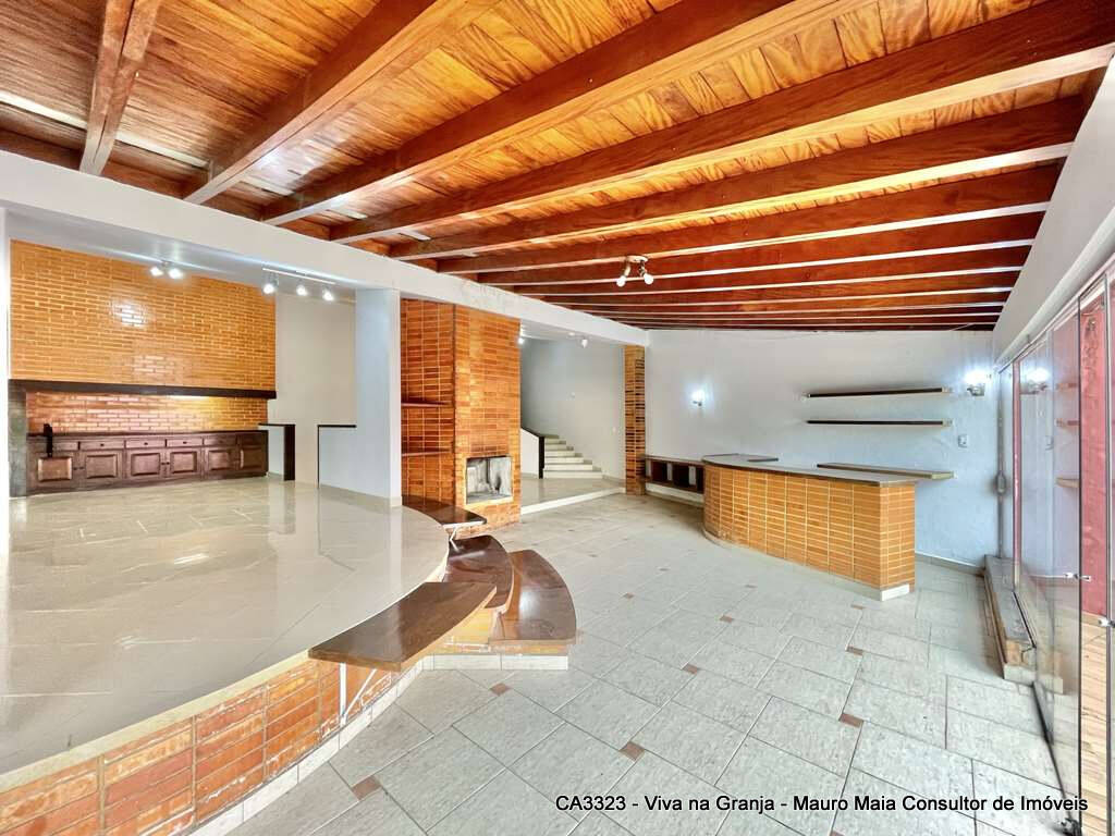 Casa de Condomínio à venda com 4 quartos, 409m² - Foto 2