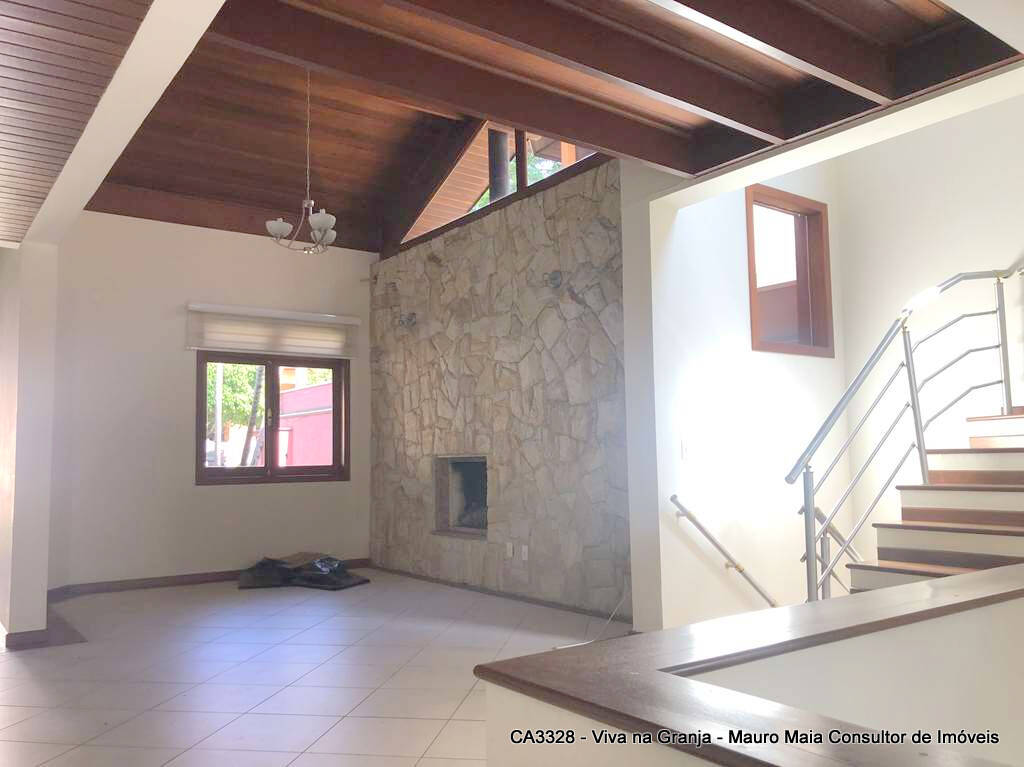 Casa de Condomínio à venda com 4 quartos, 347m² - Foto 3