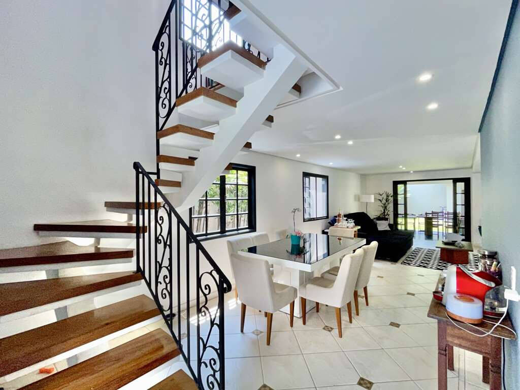 Casa de Condomínio à venda com 4 quartos, 345m² - Foto 22