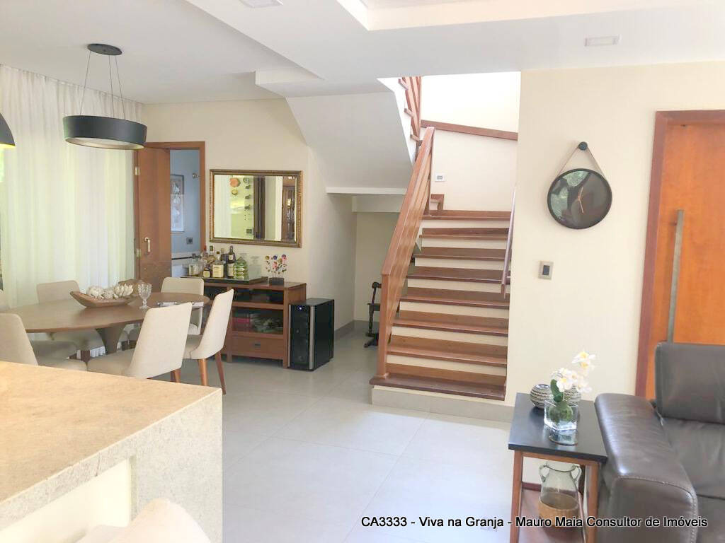 Casa de Condomínio à venda com 3 quartos, 225m² - Foto 17