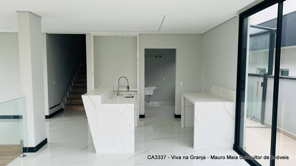 Casa de Condomínio à venda com 4 quartos, 272m² - Foto 11