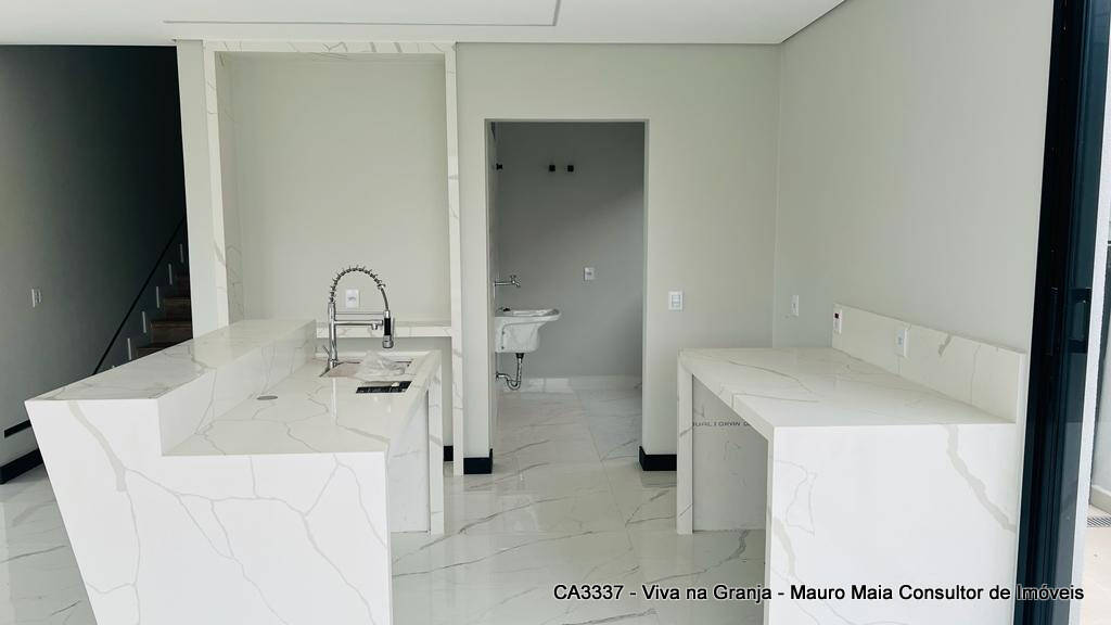 Casa de Condomínio à venda com 4 quartos, 272m² - Foto 10