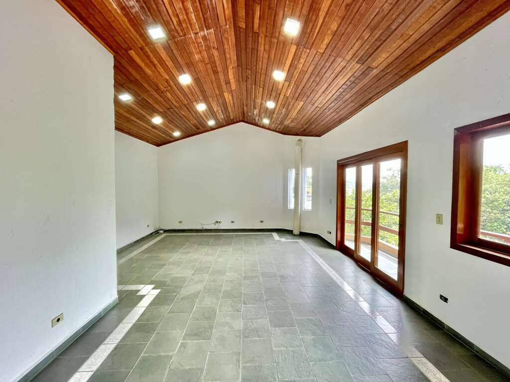 Casa de Condomínio à venda com 5 quartos, 360m² - Foto 36