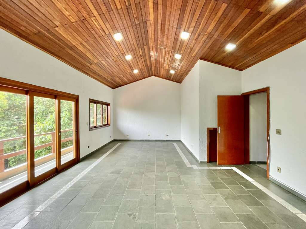 Casa de Condomínio à venda com 5 quartos, 360m² - Foto 35