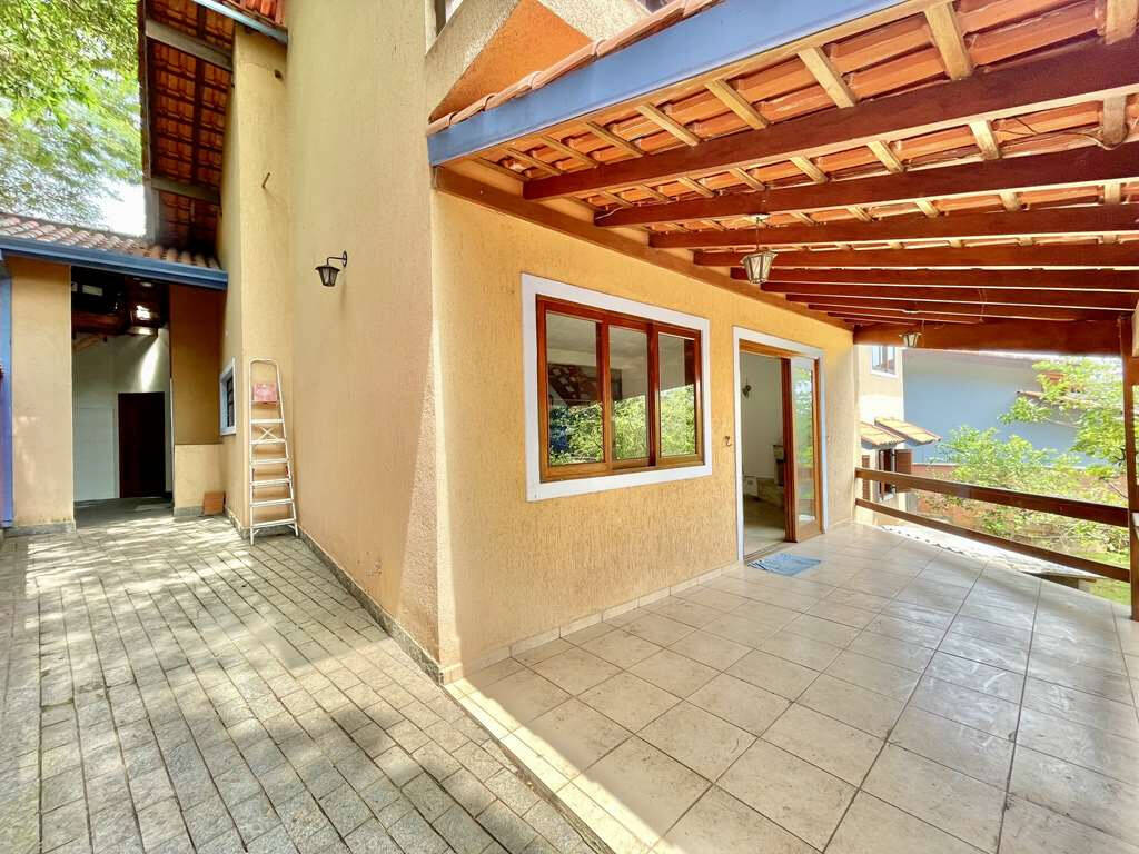 Casa de Condomínio à venda com 5 quartos, 360m² - Foto 39