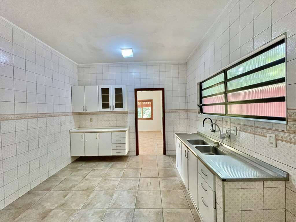 Casa de Condomínio à venda com 5 quartos, 360m² - Foto 44