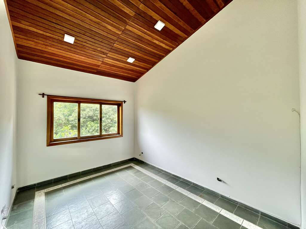 Casa de Condomínio à venda com 5 quartos, 360m² - Foto 54