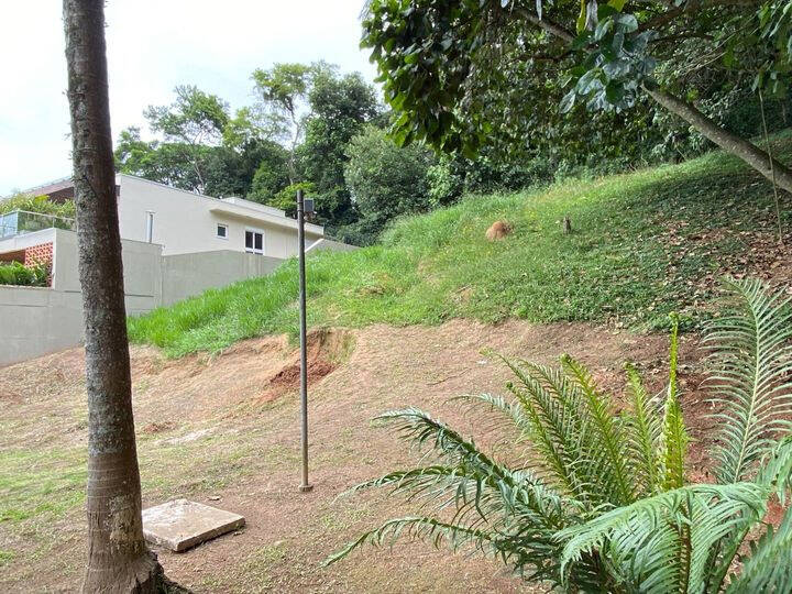 Terreno à venda, 842m² - Foto 2