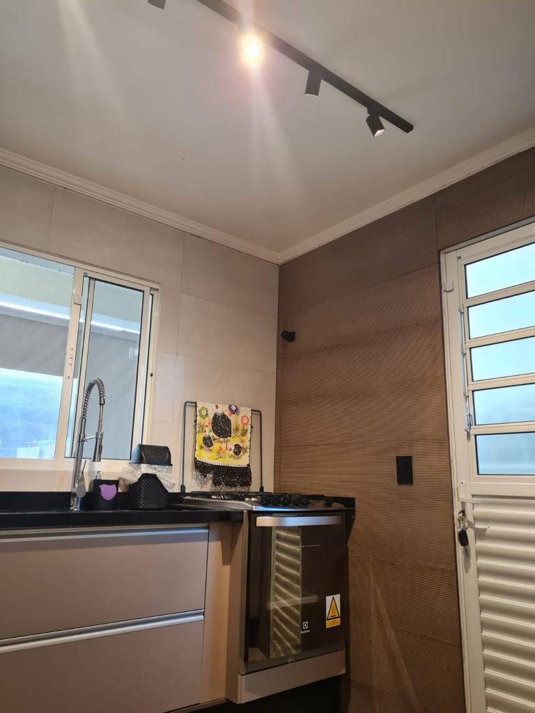 Casa à venda com 3 quartos, 97m² - Foto 16