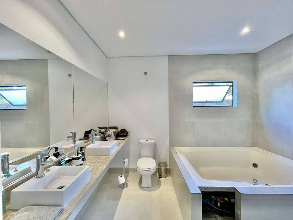 Casa de Condomínio à venda com 3 quartos, 277m² - Foto 27