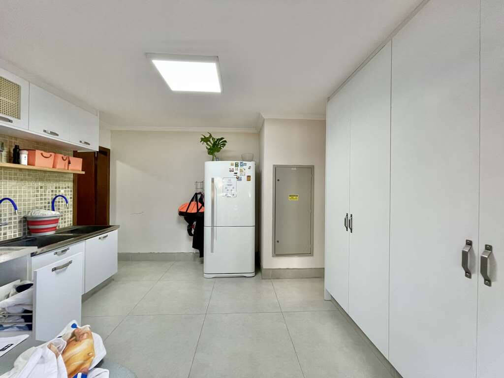 Casa de Condomínio à venda com 7 quartos, 920m² - Foto 34