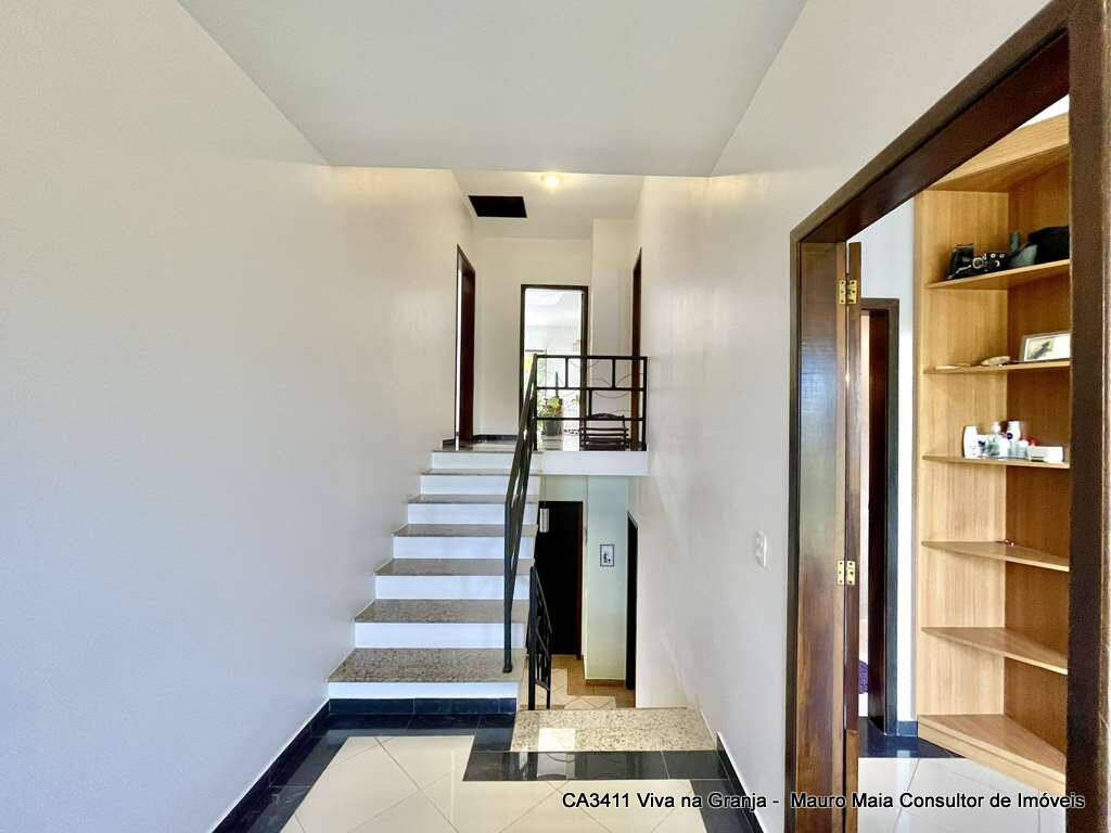 Casa de Condomínio à venda com 4 quartos, 380m² - Foto 13