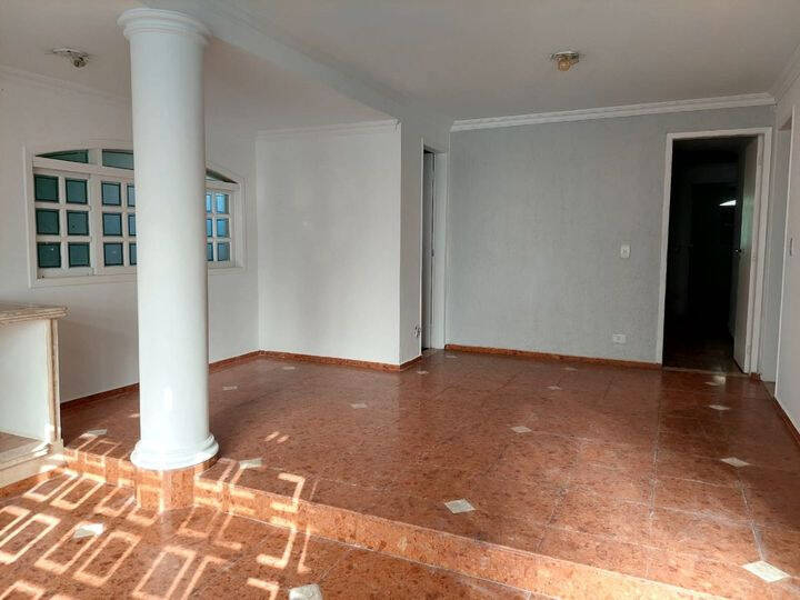 Casa à venda com 3 quartos, 120m² - Foto 6