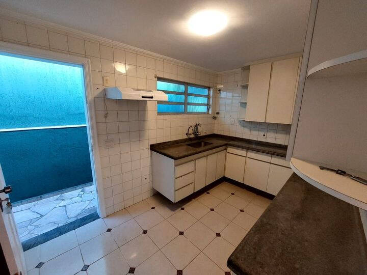 Casa à venda com 3 quartos, 120m² - Foto 9