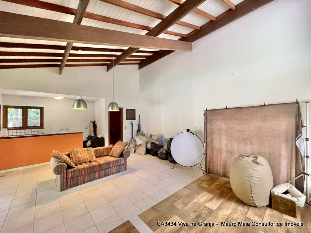 Casa de Condomínio à venda com 3 quartos, 2288m² - Foto 16