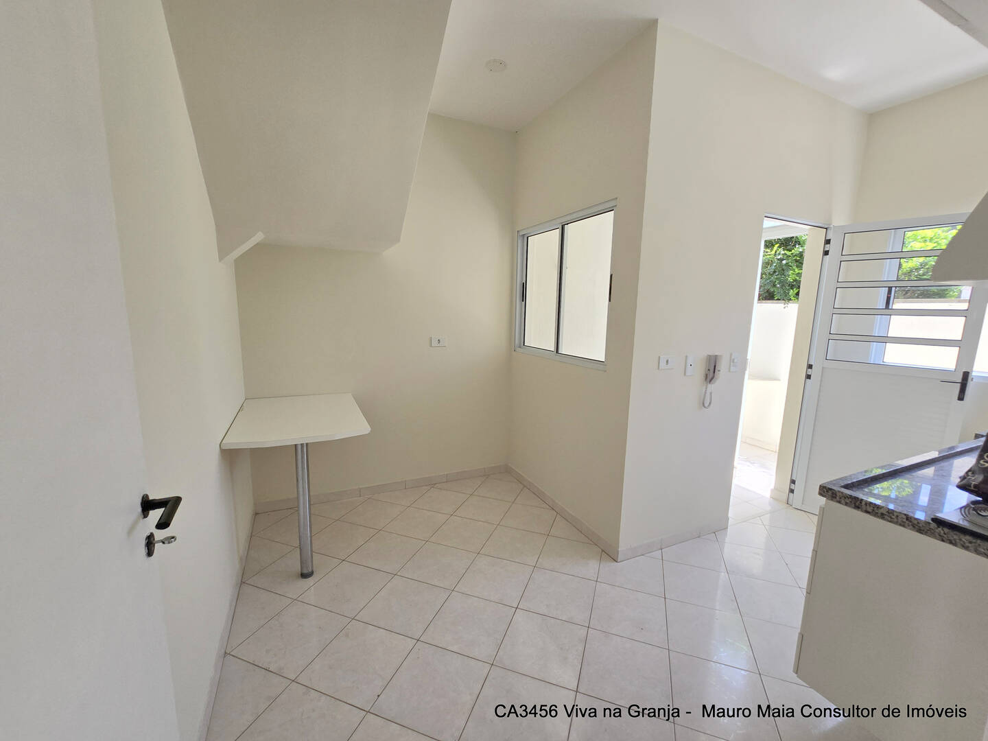 Casa para alugar com 3 quartos, 90m² - Foto 24