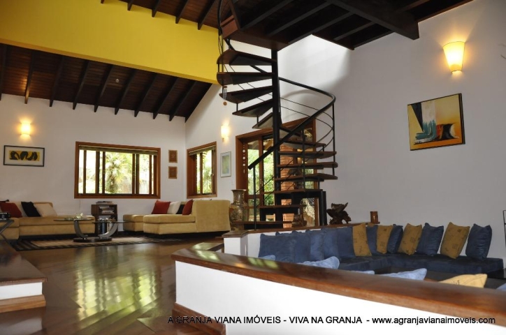 Casa à venda com 4 quartos, 540m² - Foto 11