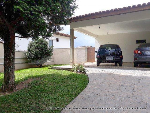 Casa à venda com 4 quartos, 230m² - Foto 3