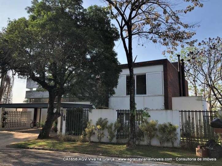 Casa para alugar com 4 quartos, 550m² - Foto 4