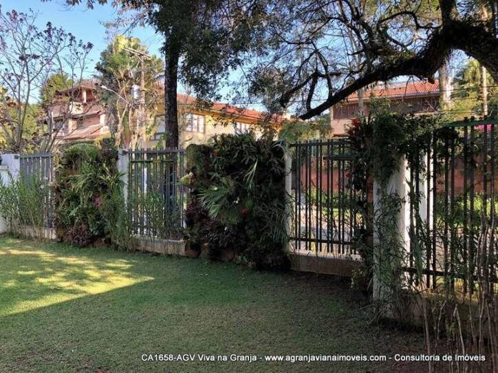 Casa para alugar com 4 quartos, 550m² - Foto 15