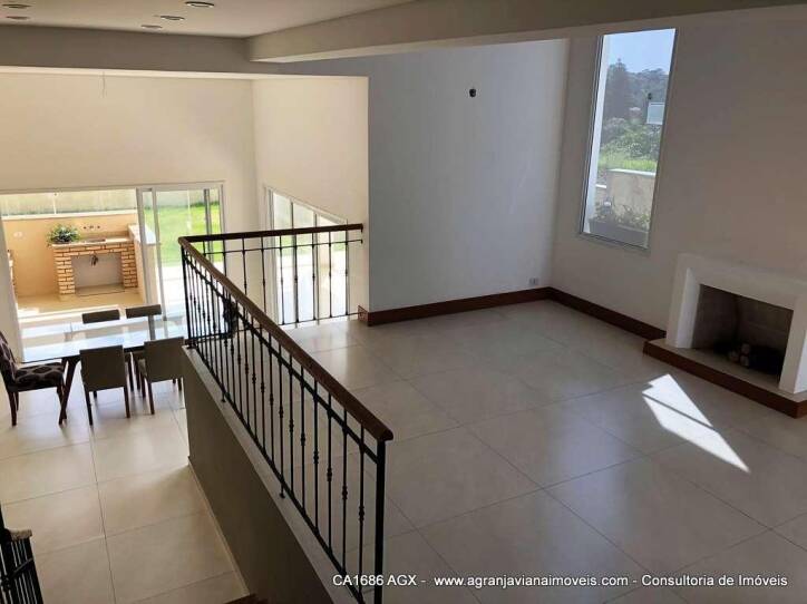 Casa à venda com 3 quartos, 350m² - Foto 4