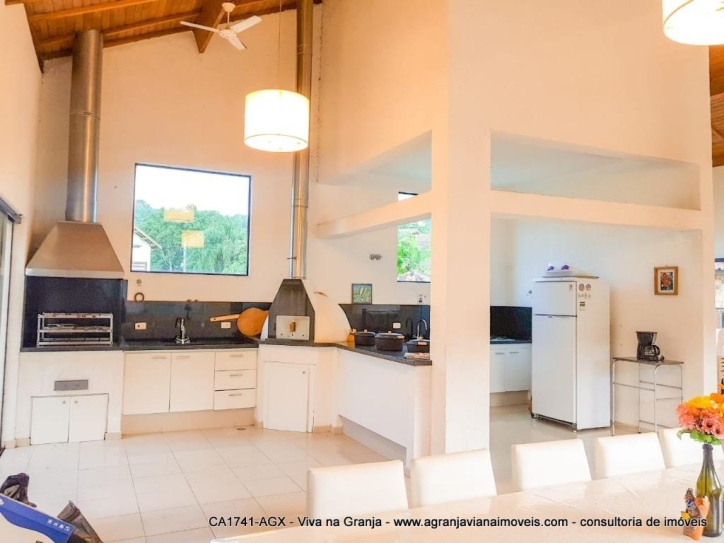 Casa à venda com 1 quarto, 616m² - Foto 4