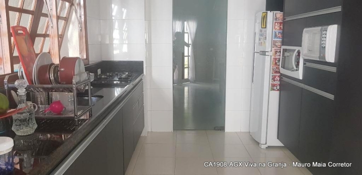 Casa de Condomínio à venda com 4 quartos, 288m² - Foto 12