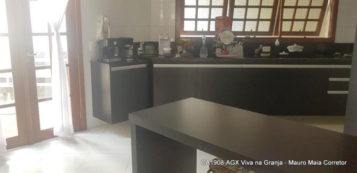 Casa de Condomínio à venda com 4 quartos, 288m² - Foto 13