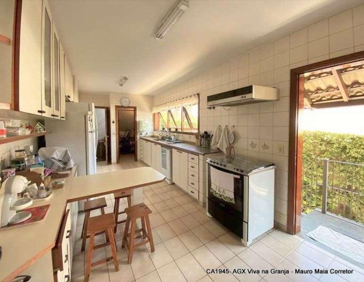 Casa à venda com 4 quartos, 348m² - Foto 22