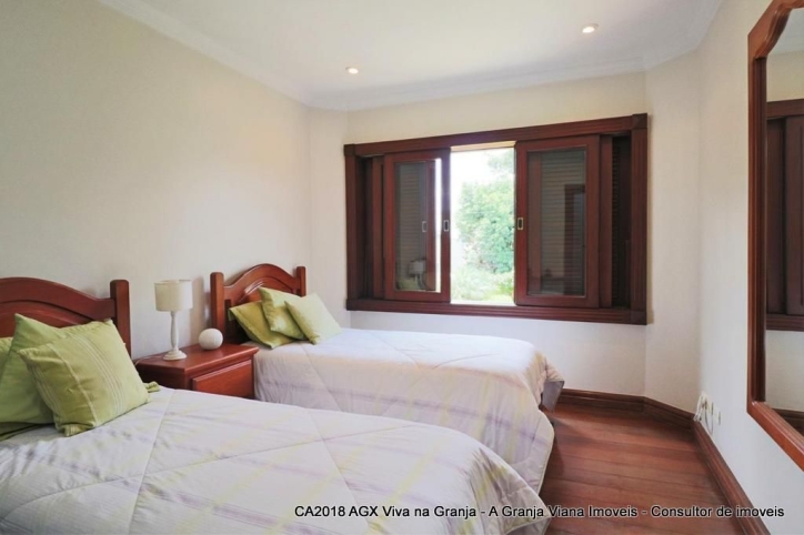 Casa à venda com 3 quartos, 640m² - Foto 42