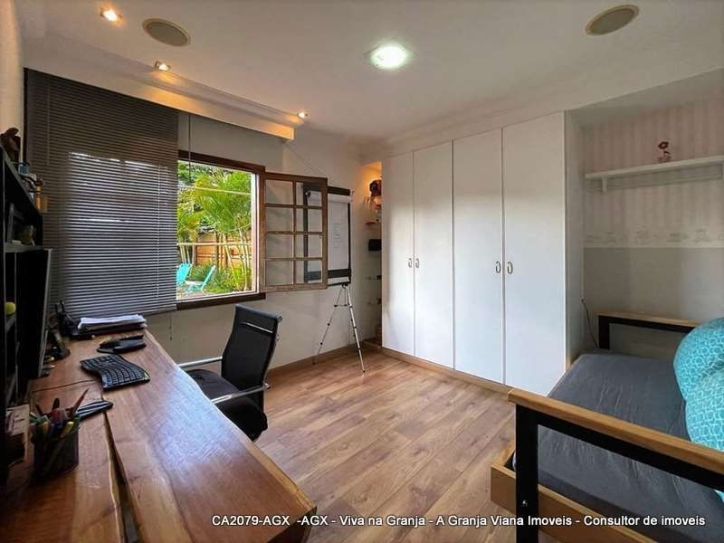 Casa à venda com 4 quartos, 220m² - Foto 33