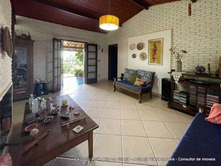 Casa à venda com 4 quartos, 209m² - Foto 11