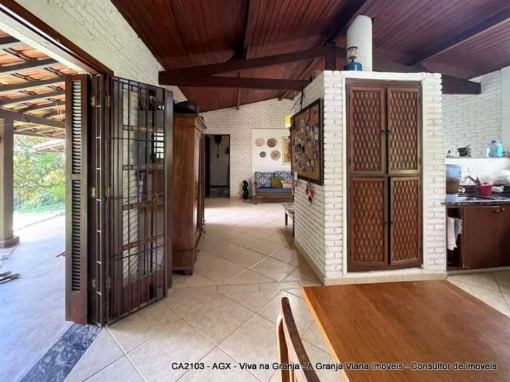 Casa à venda com 4 quartos, 209m² - Foto 12