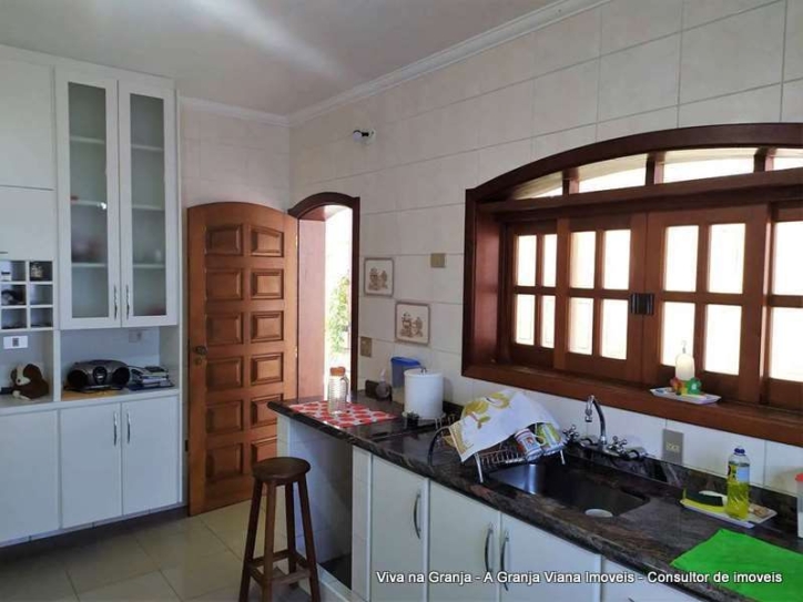 Casa à venda com 3 quartos, 284m² - Foto 10