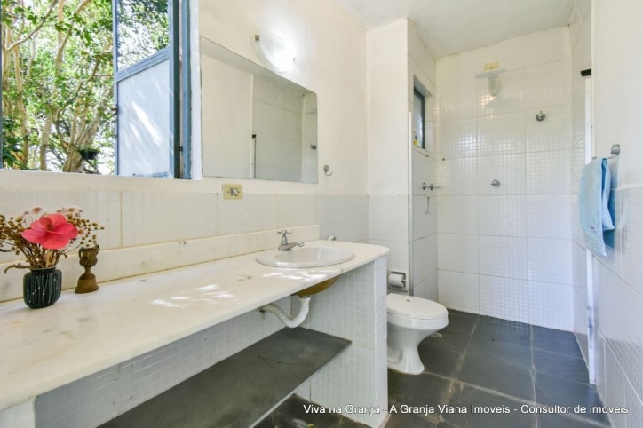 Casa à venda com 4 quartos, 230m² - Foto 16